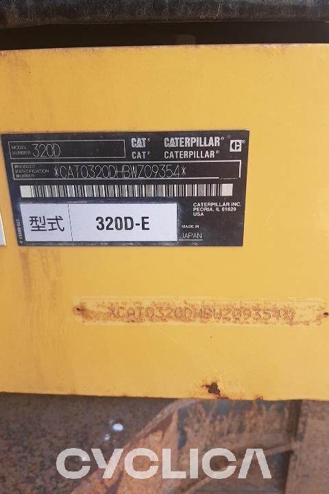 Eskavatorë me Zinxhirë  320DLIM BWZ09354 - 6