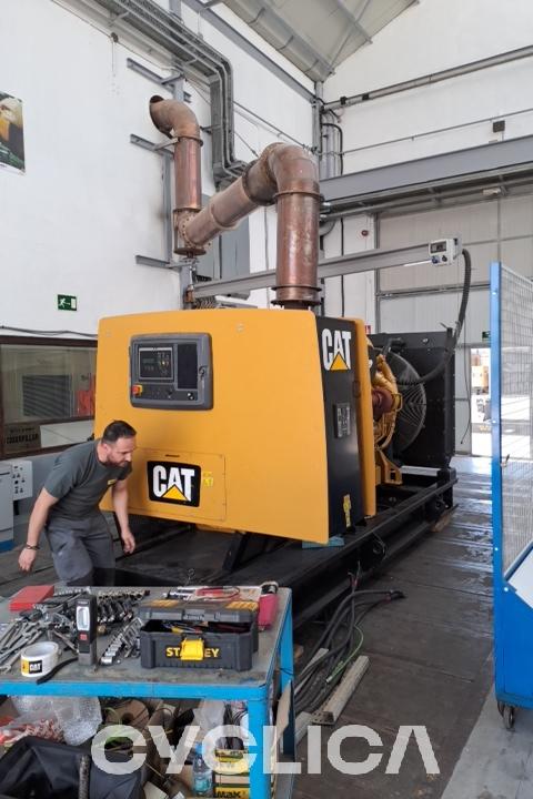 Electric power generators  3412 4BZ02258 - 5