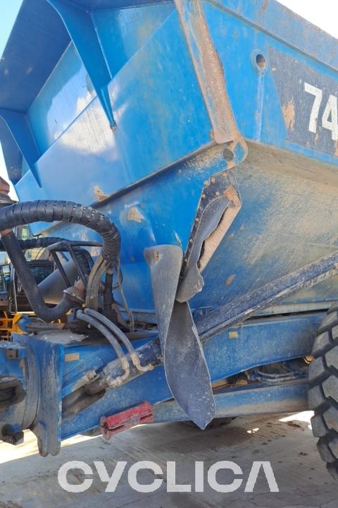 Dumpers and articulated trucks  745C TFK01434 - 11