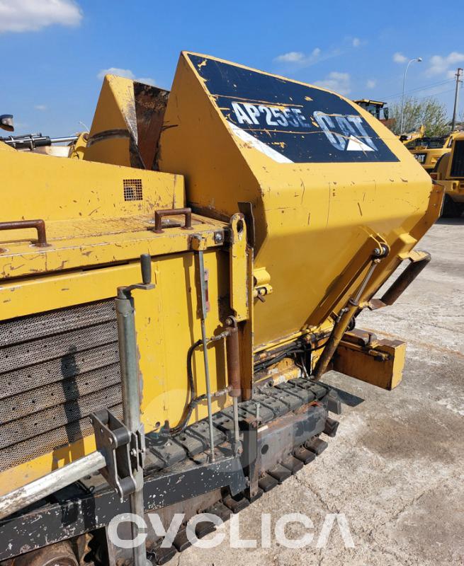Pavimentación  AP255E D8A00102 - 3