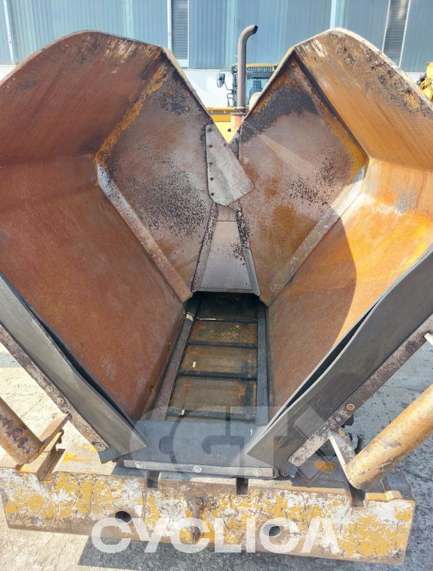 Pavimentación  AP255E D8A00102 - 18