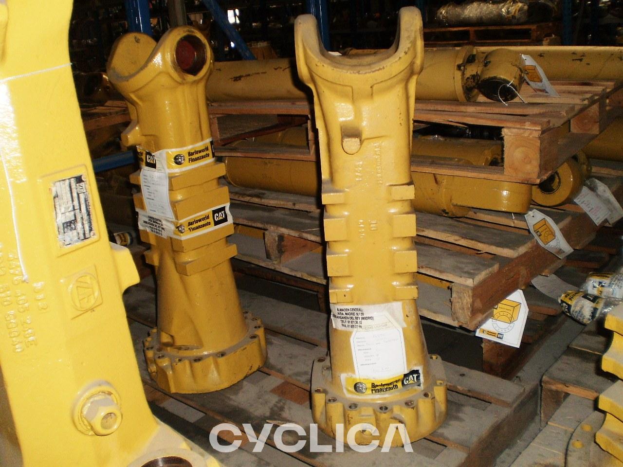 Погон  PIEZAS US 8I4300U - 2