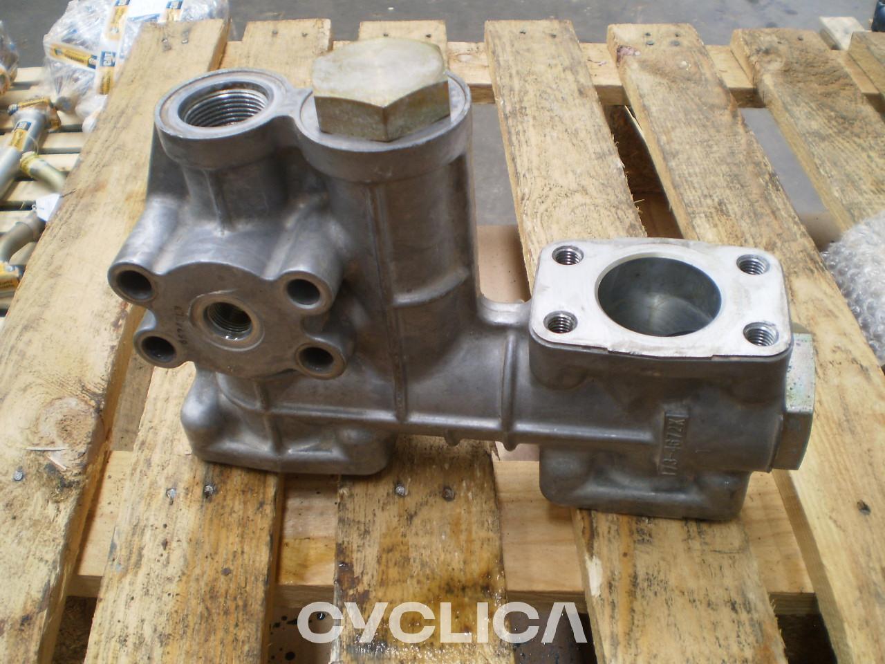 Hidraulični  319CLNIM 1734672U - 1