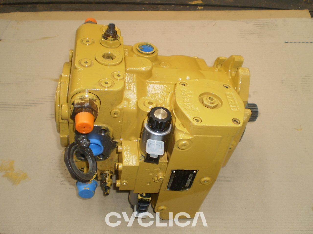 Idraulico  D6T 4244483U - 1