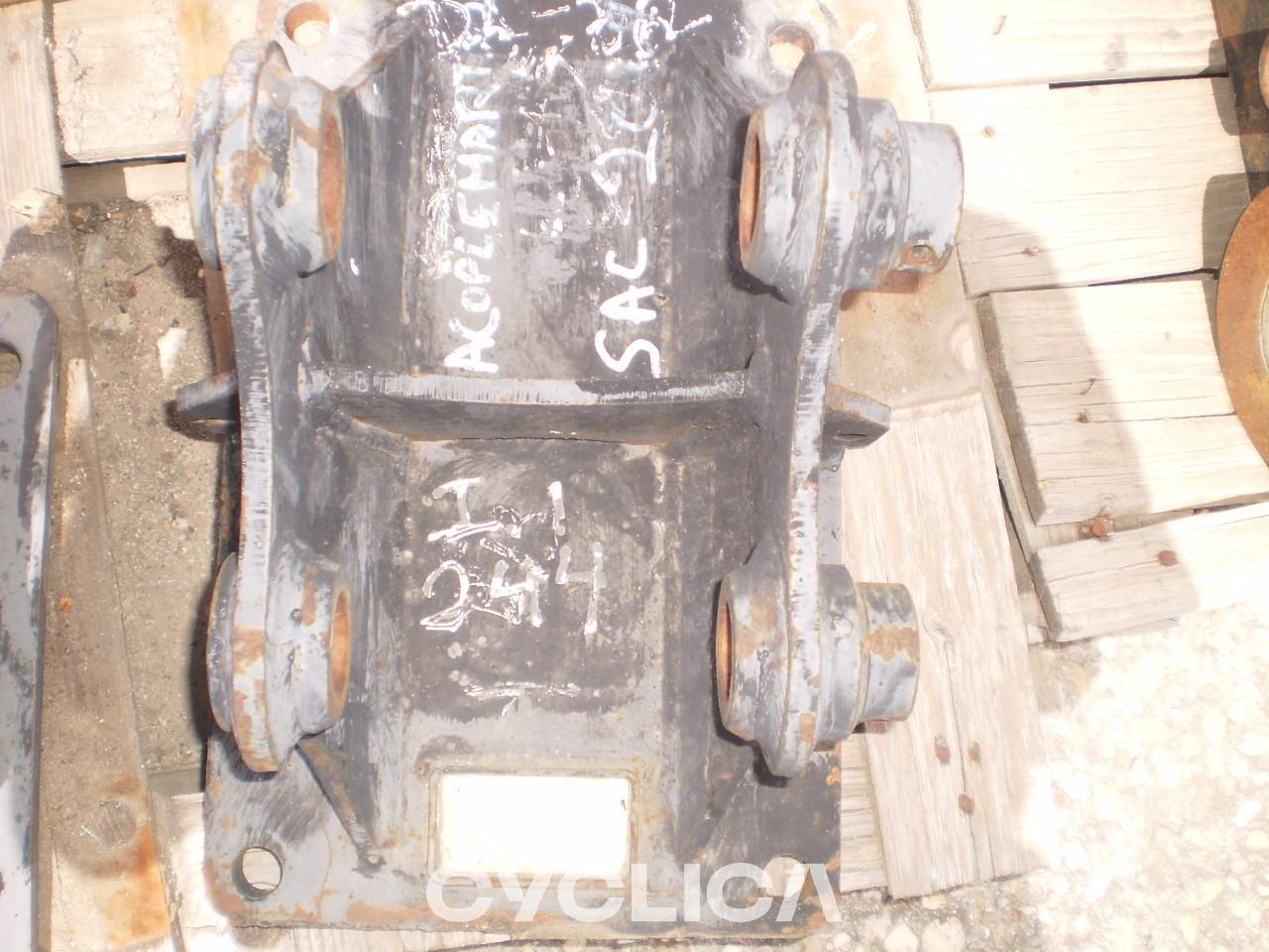 Other sets  PIEZAS US 1ACOPLEMART302CU - 2
