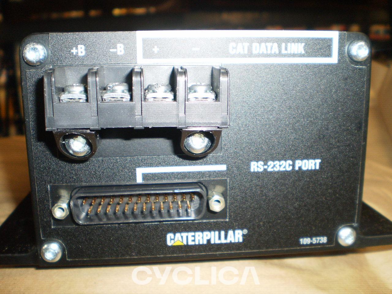 Електронски компоненти  PIEZAS US 1628734U - 2
