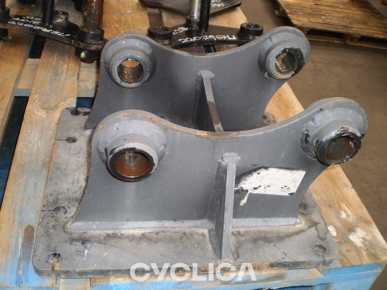 Others  PIEZAS US 1688711U - 2