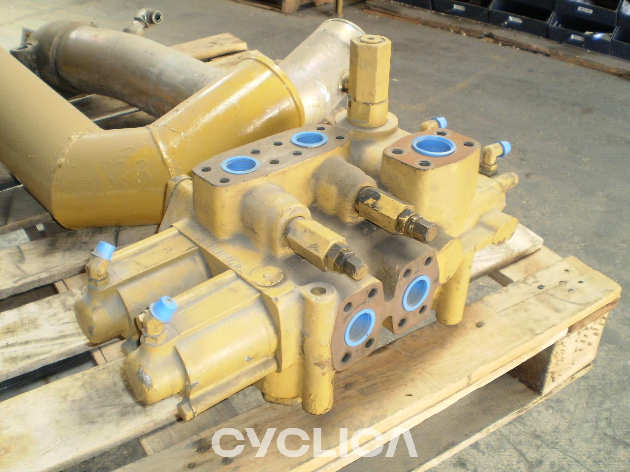 Idraulico  PIEZAS US 4T2748U - 2
