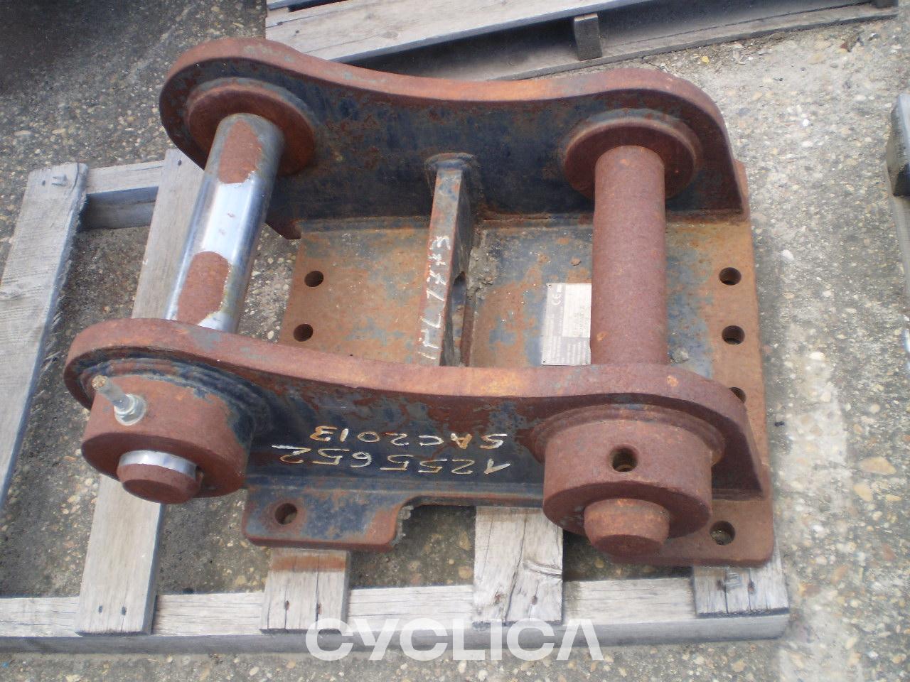 Të tjerët  PIEZAS US 1255652U - 1