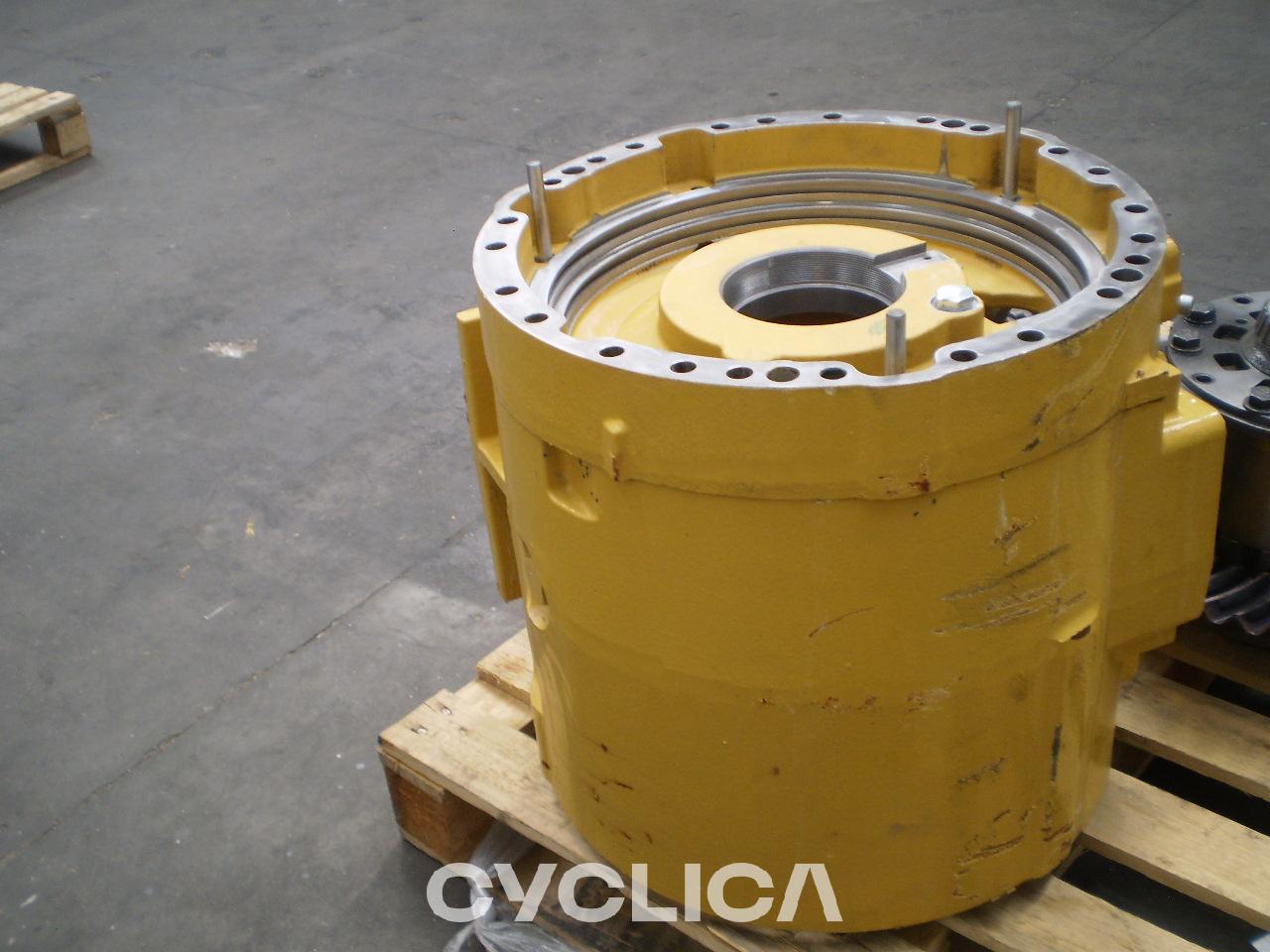 Pogonski sklop  962M 3766947U - 1