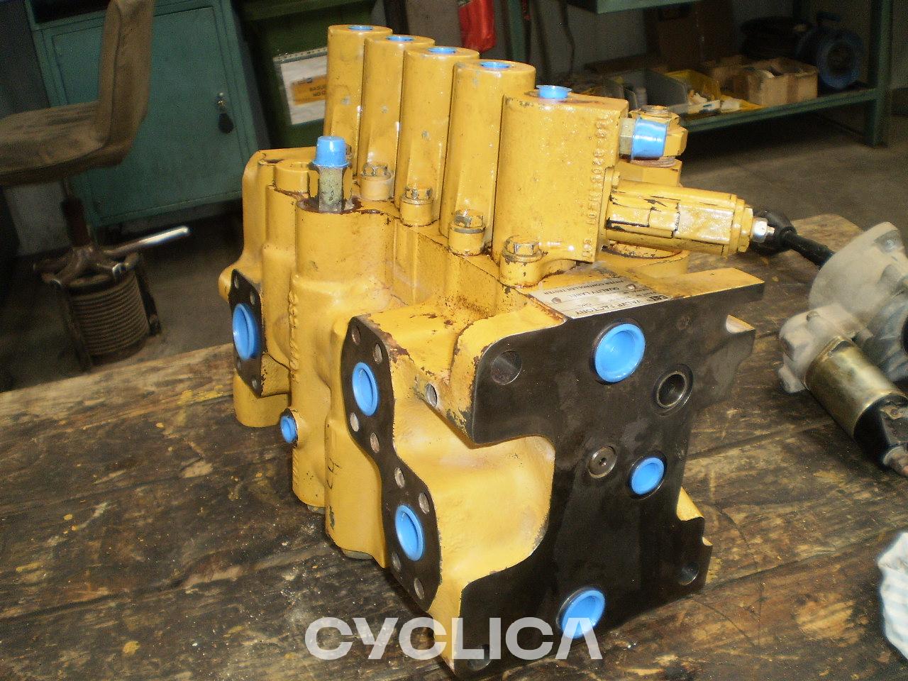 Хидраулика  319CLNIM 2553197U - 2
