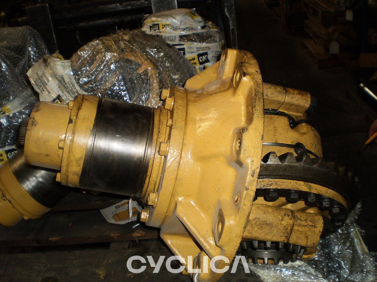 Other sets  PIEZAS US 4V1906U - 2