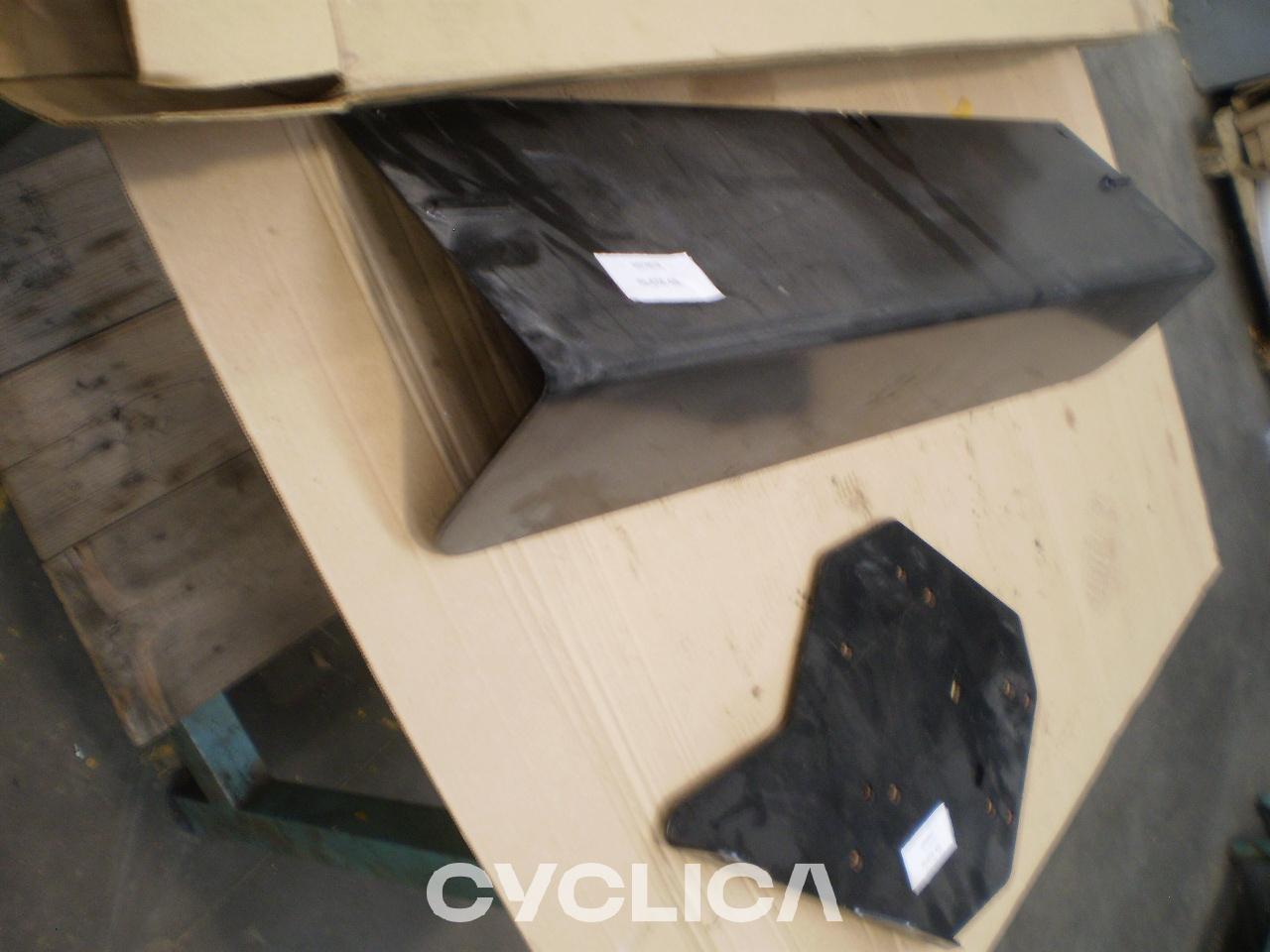Autres Pièces De Rechange  PIEZAS US 3044749U - 2