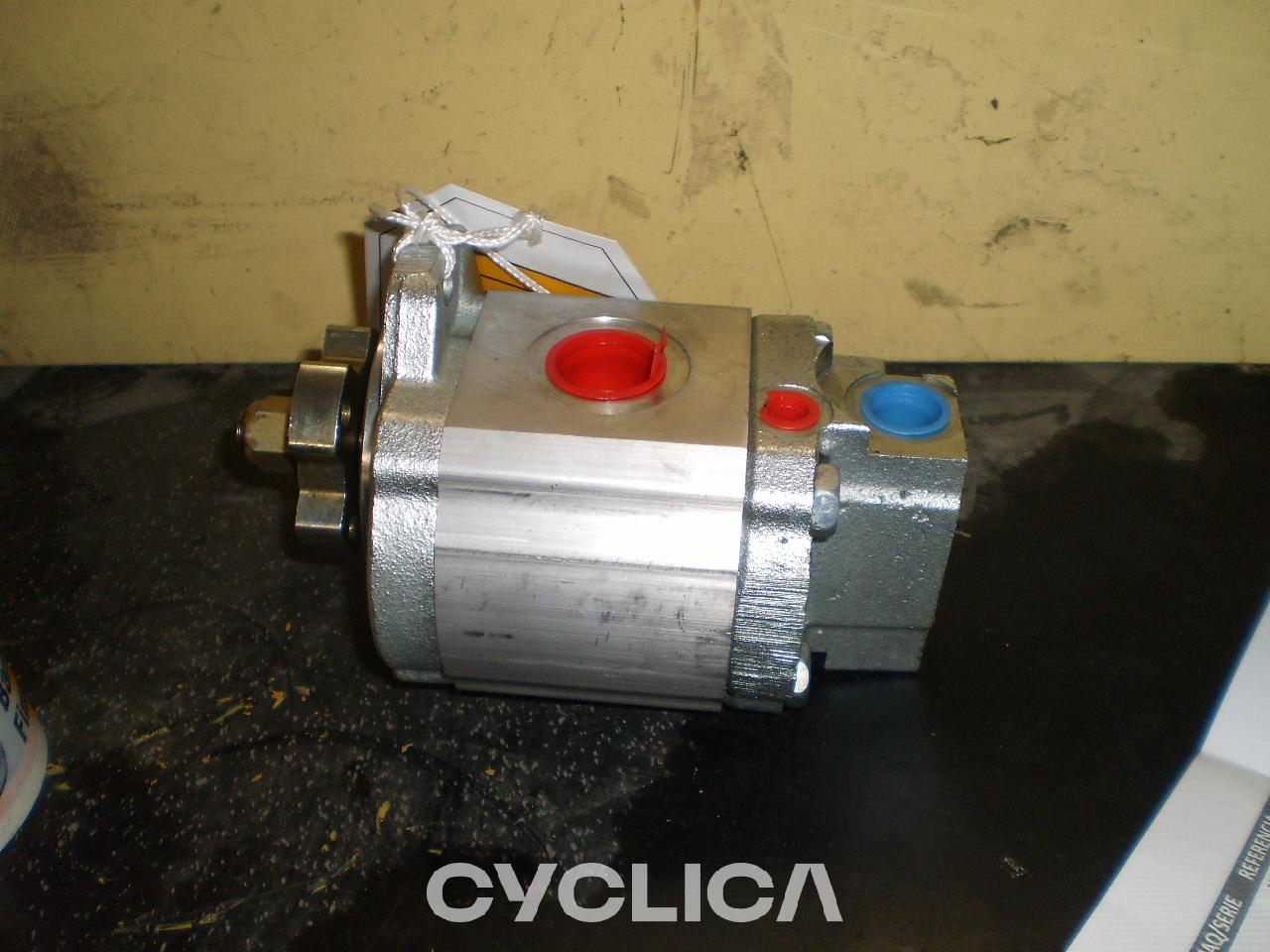 Hidravlični deli  PIEZAS US 2993940U - 1
