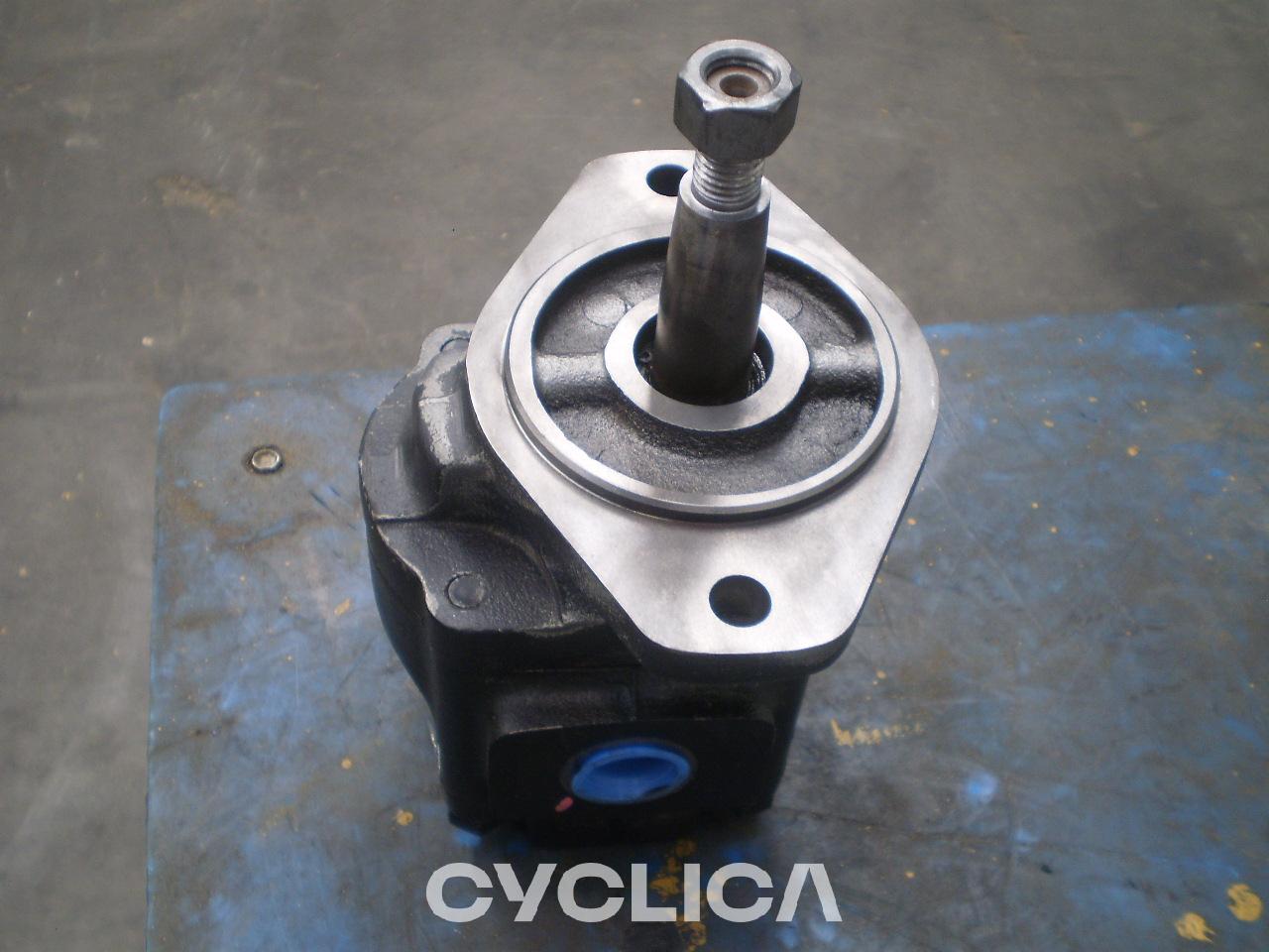 Hydraulic  962M 2466152U - 2