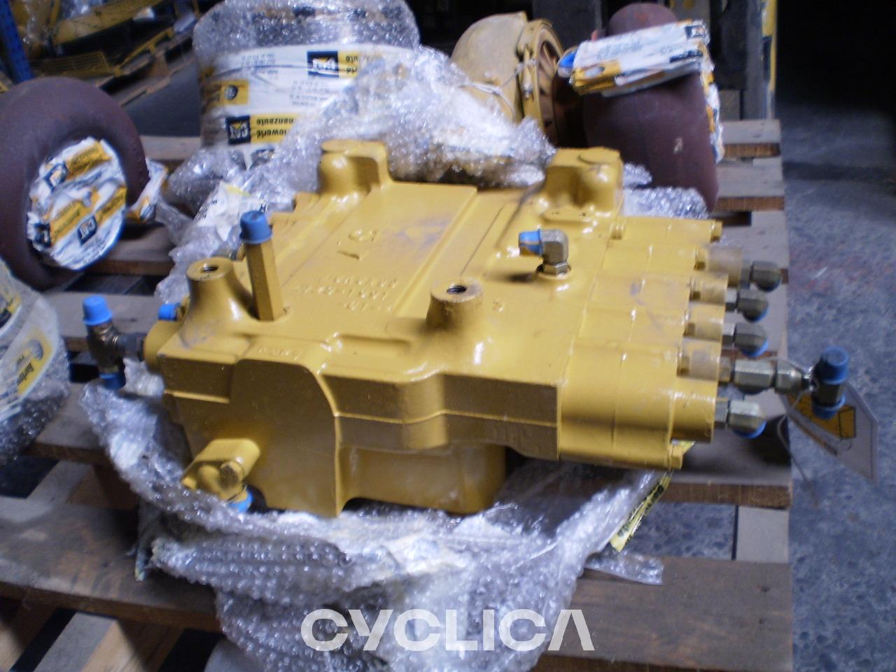 Hidraulički  330BLMEH 1732958U - 1