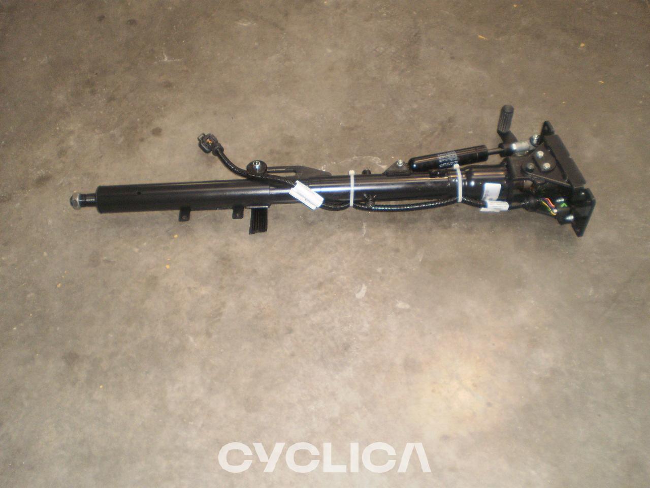 Power train  M320F 3954131U - 2