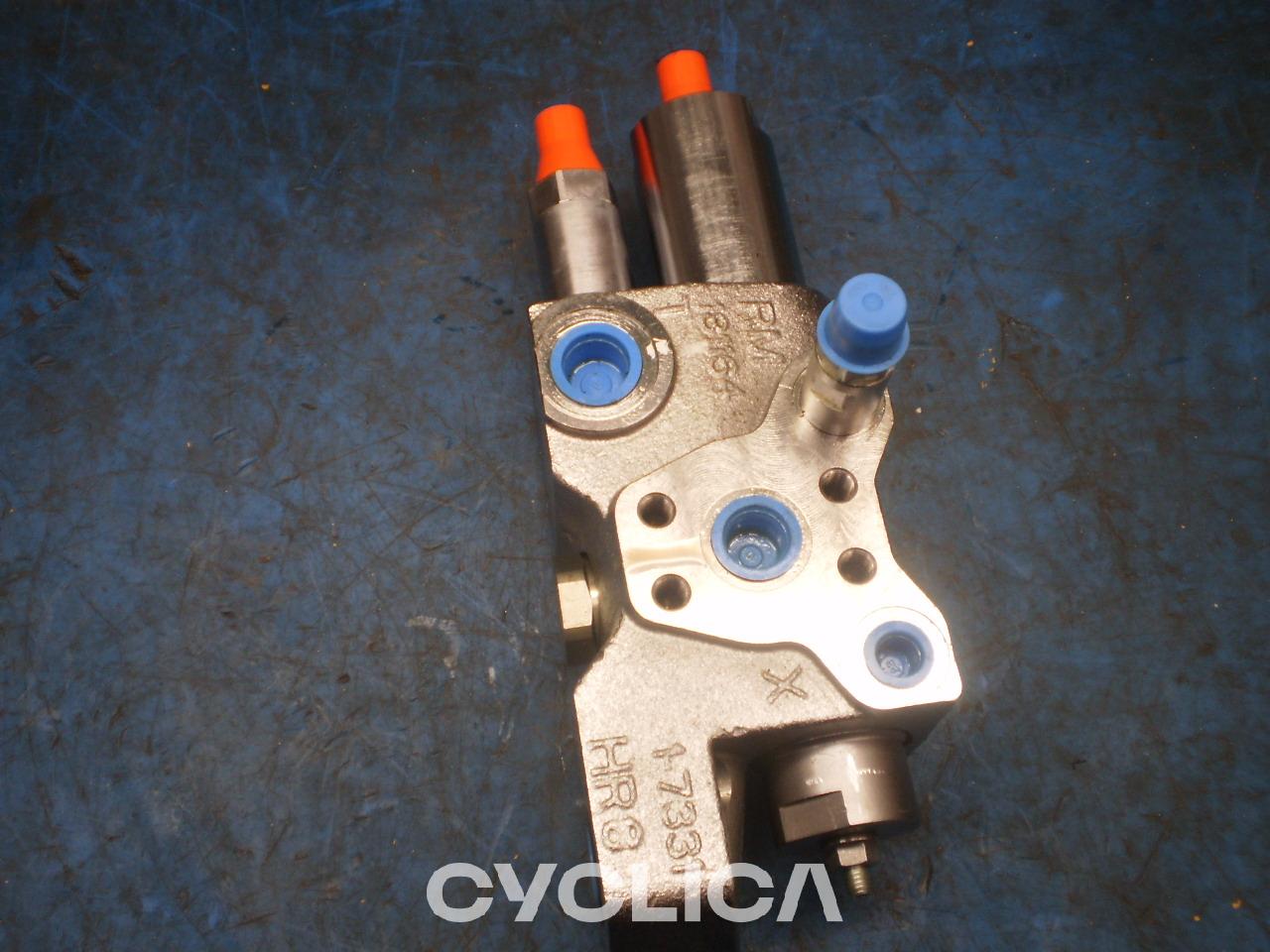 Idraulico  M320F 2542675U - 1