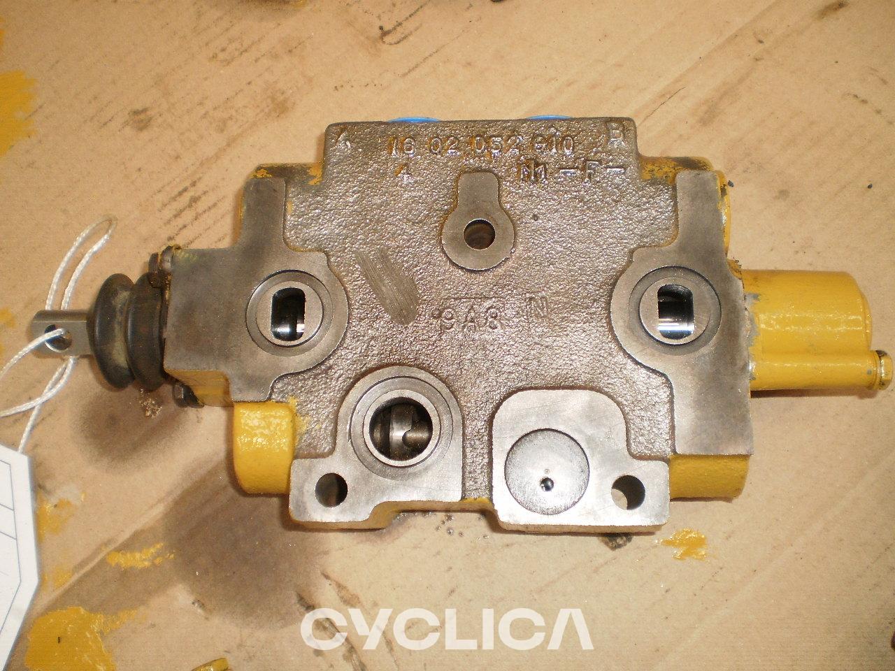 Hidráulico  428C 1325134U - 2