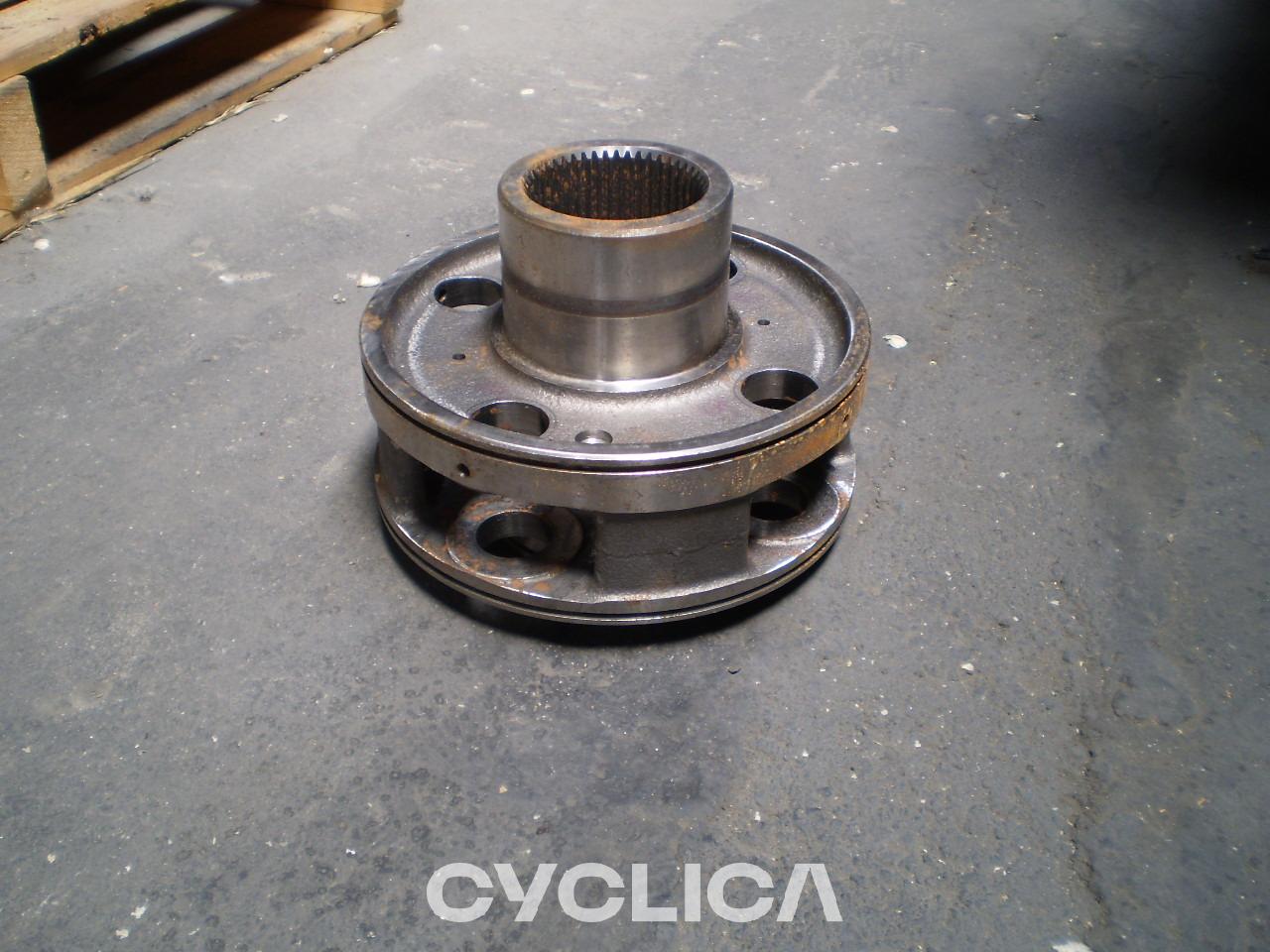 Grupe fuqie  PIEZAS US 2884117U - 1