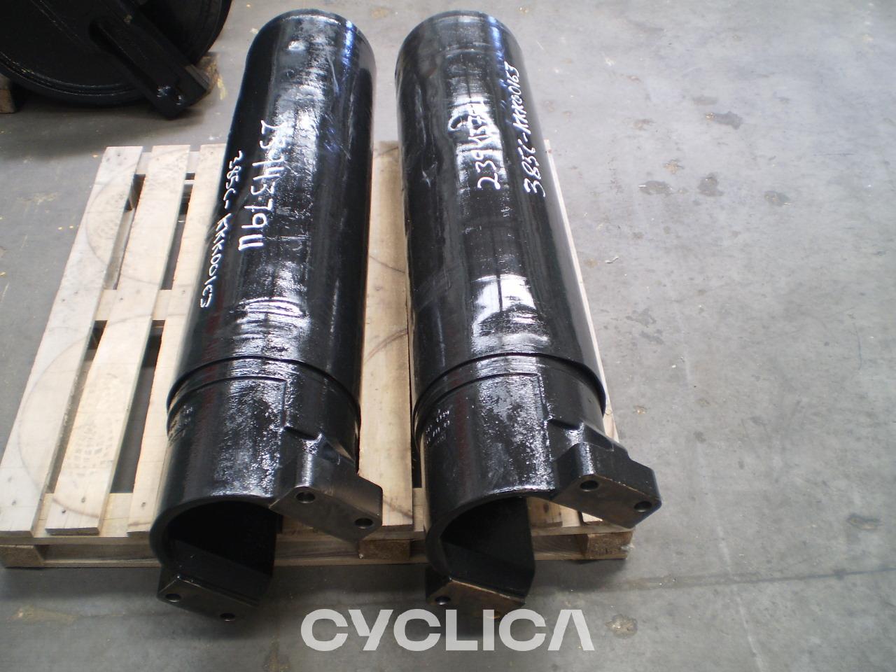 Pokretni dijelovi  385B 1686738U - 1