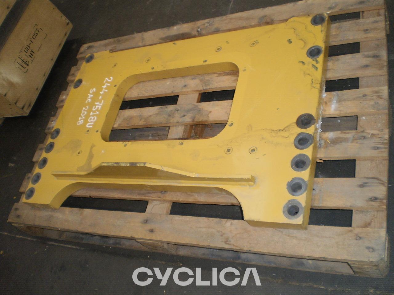 Altri  PIEZAS US 2447518U - 1