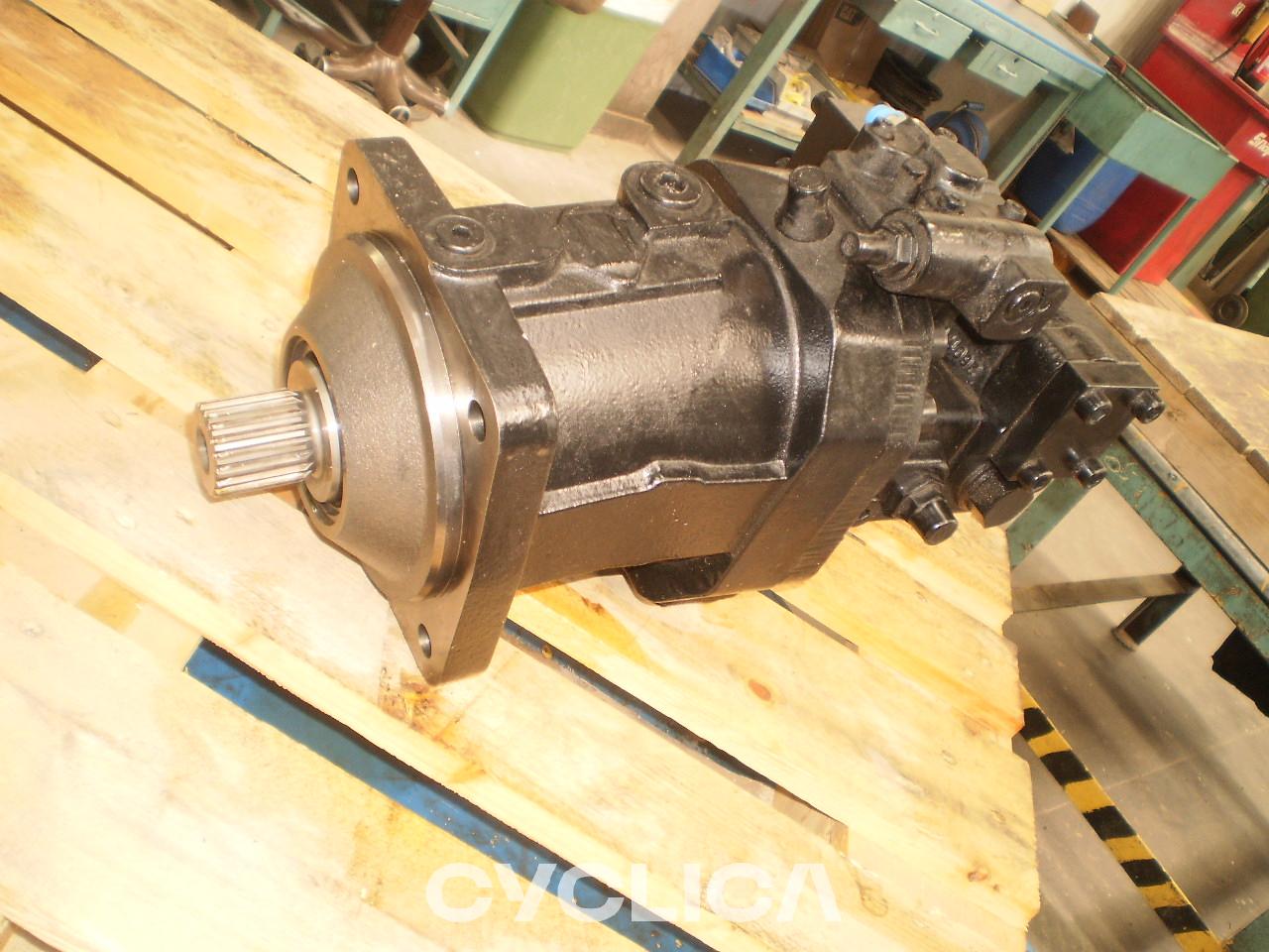 Hydraulic  M320F 4253918U - 1