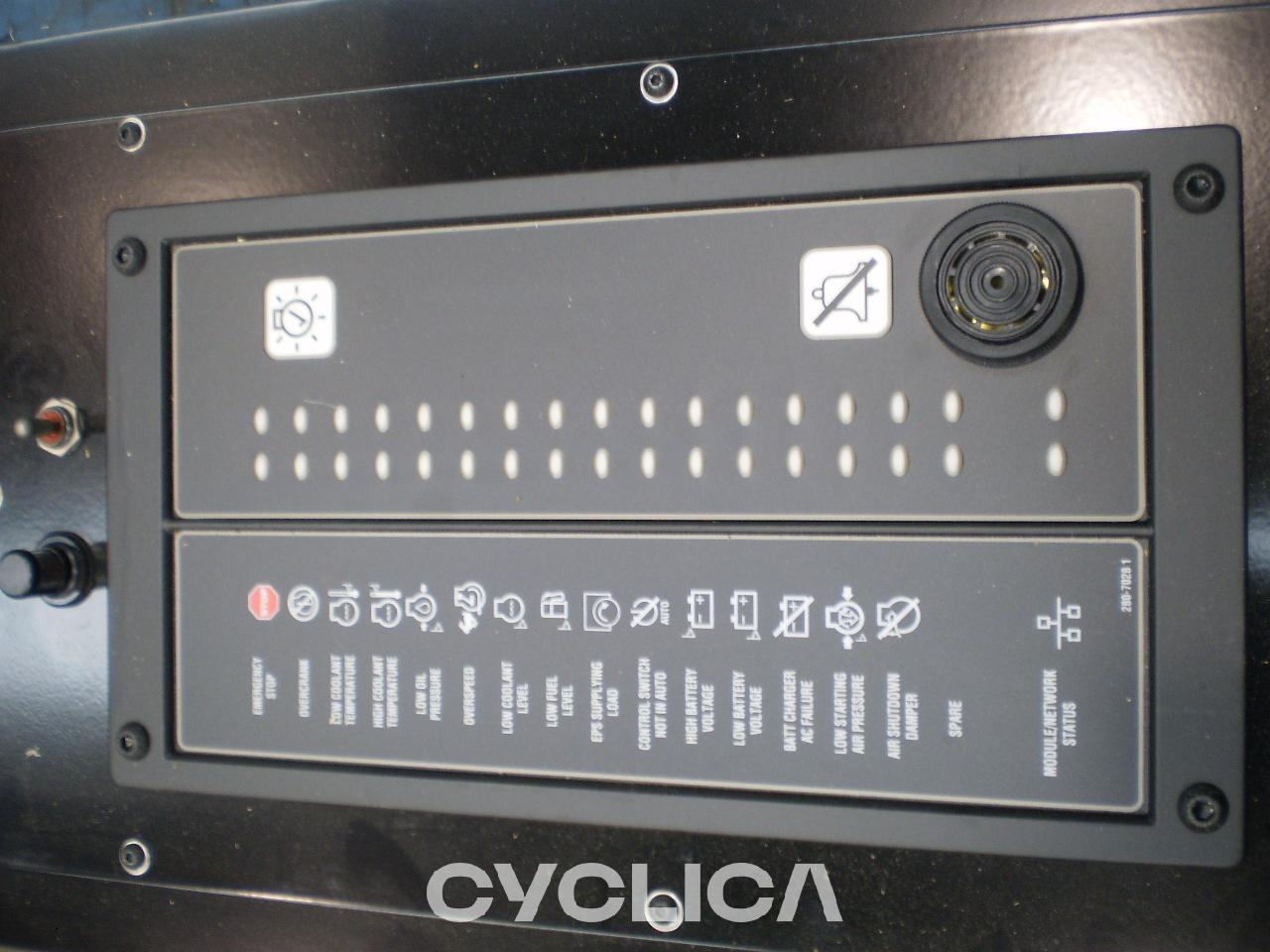 Elektronske komponente  PIEZAS US 3613759U - 1