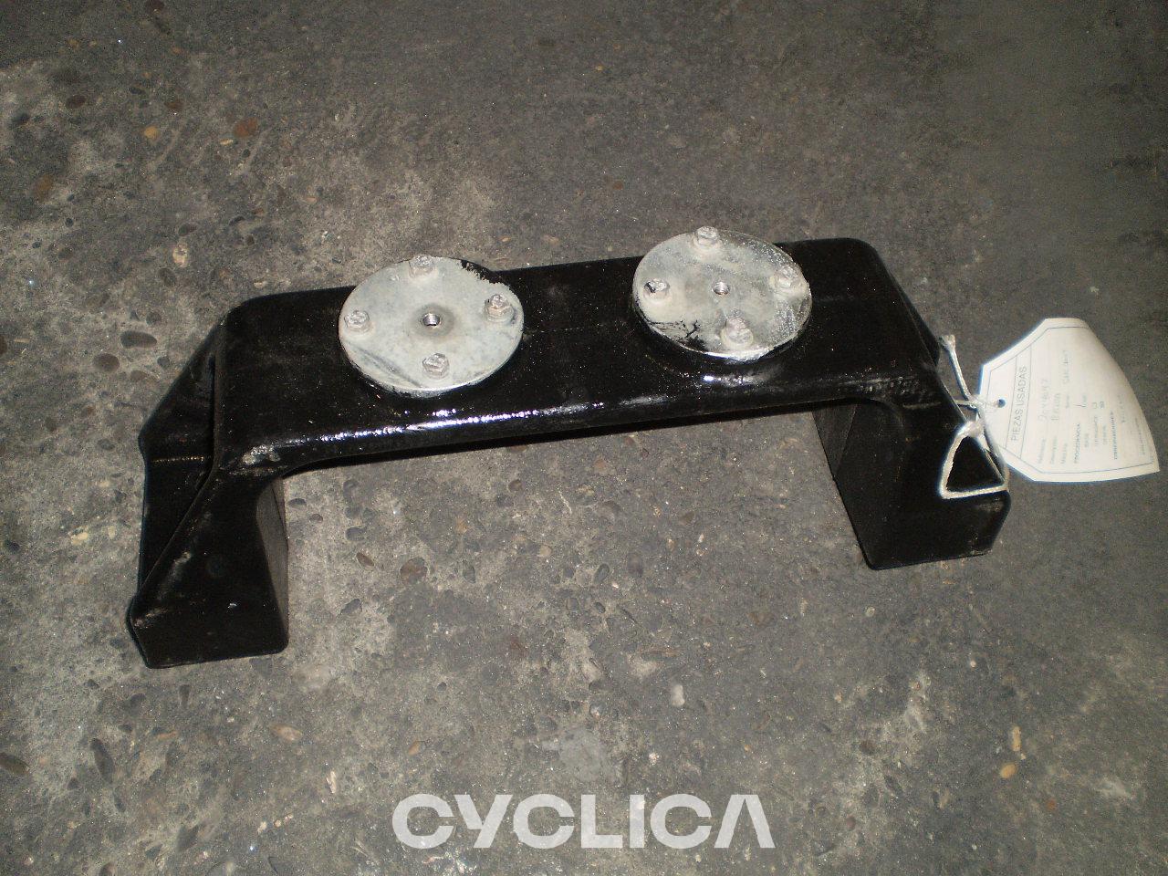 Implementa  PIEZAS US 2044047U - 1