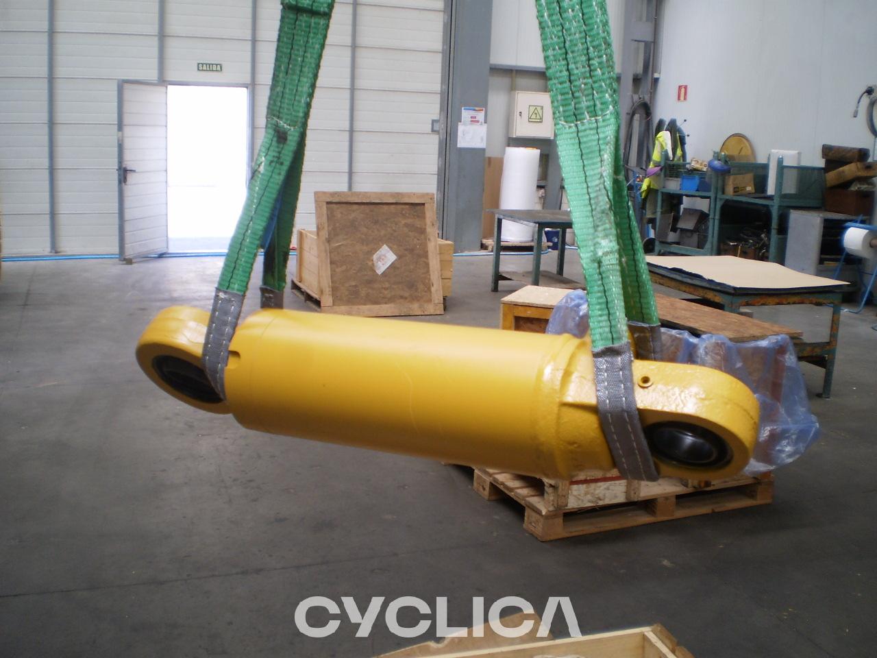Хидраулика  PIEZAS US 1532904U - 2