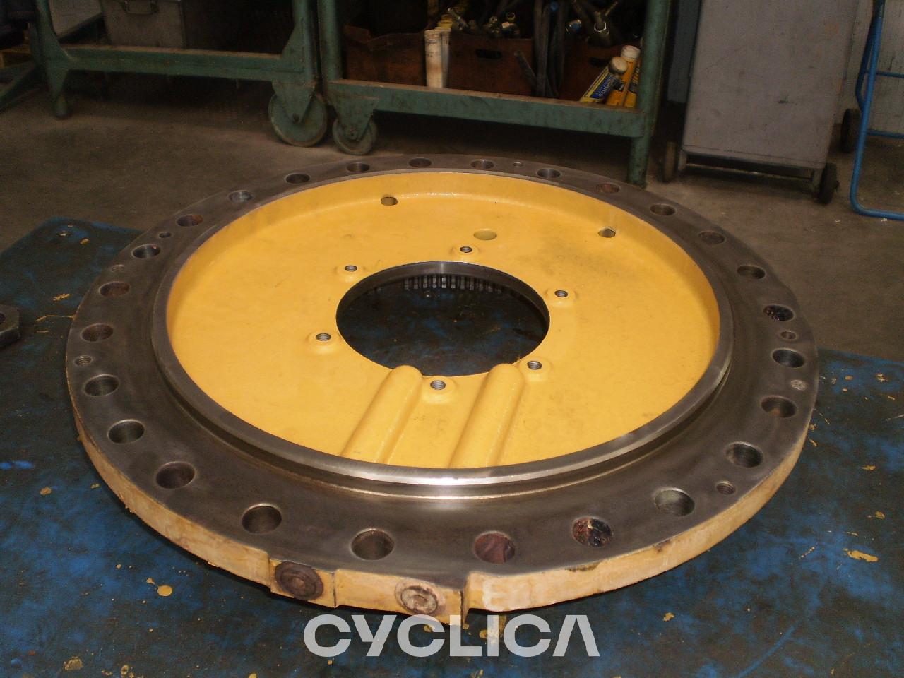 Pogonski sklop  D6T 2055314U - 2