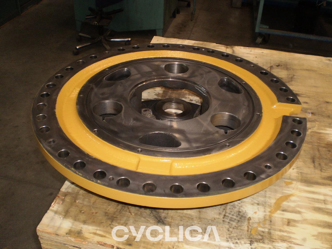 Grupe fuqie  988G 2000819U - 1