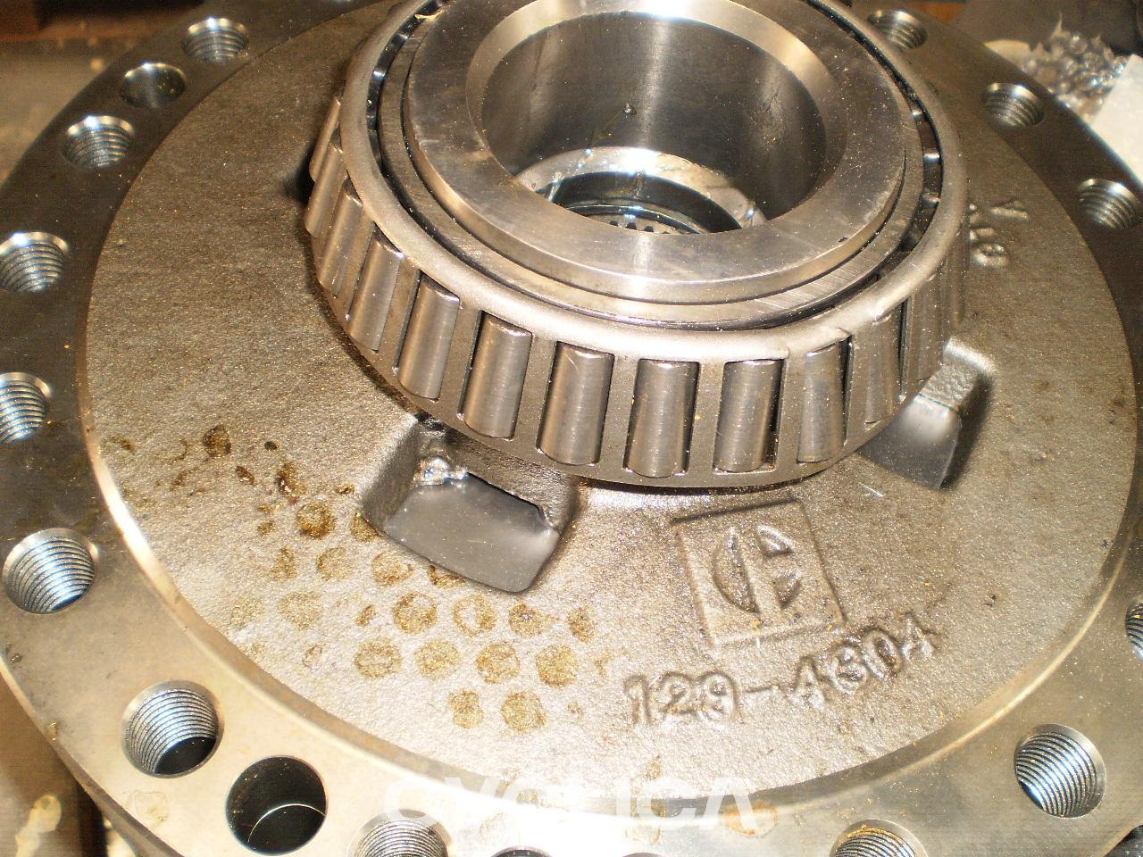 Pogonski sklop  966G 1294304U - 2