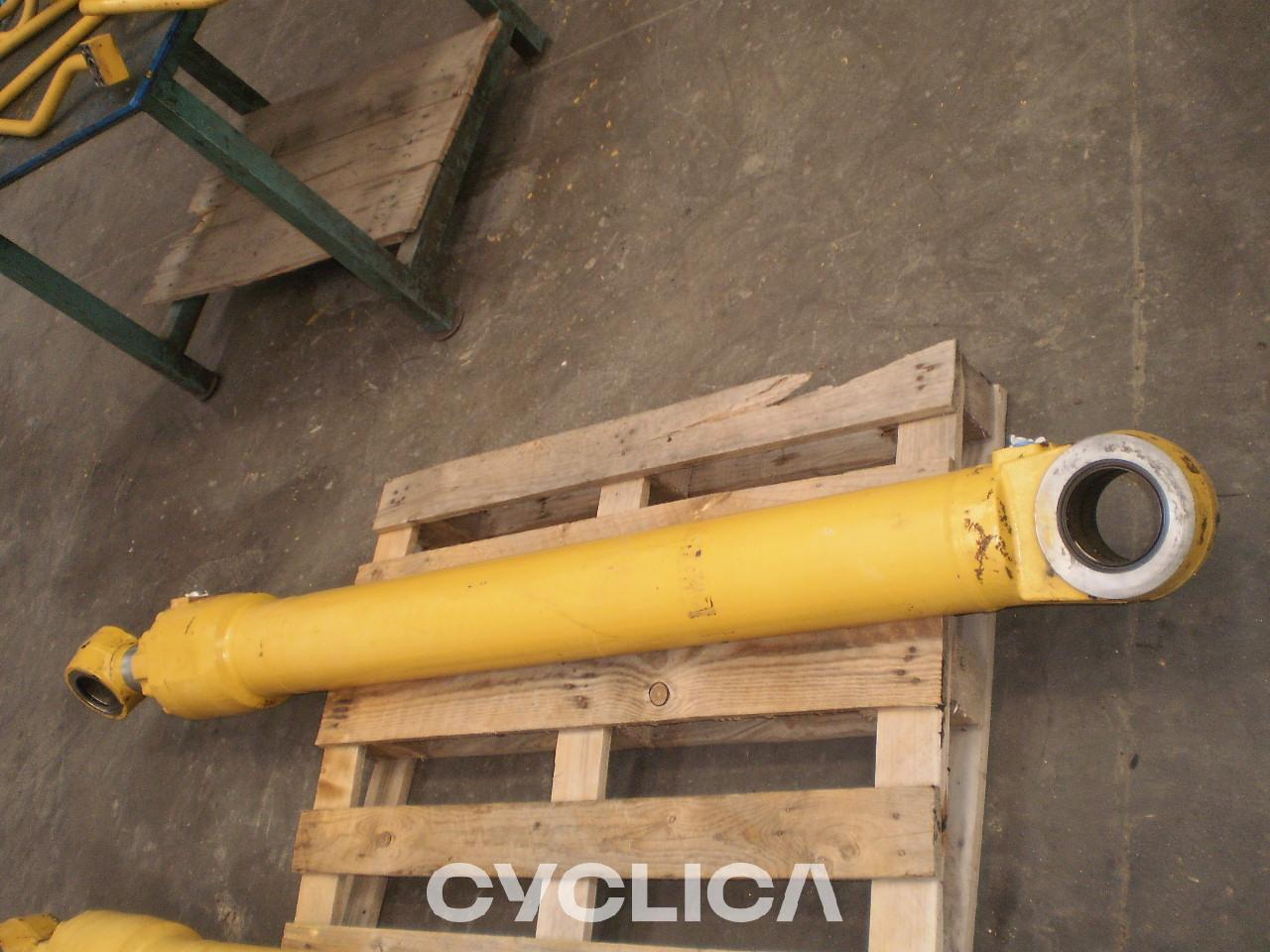 Hidraulični  319CLNIM 1948407U - 1