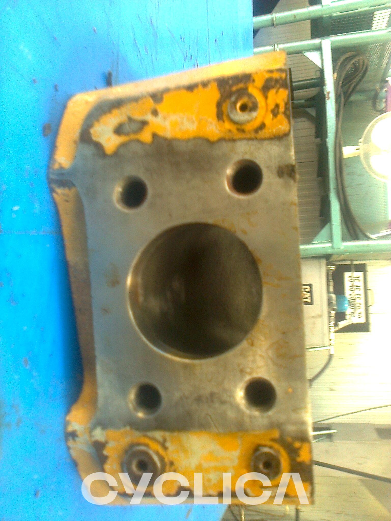 Hidraulični  PIEZAS US 8J0415U - 2