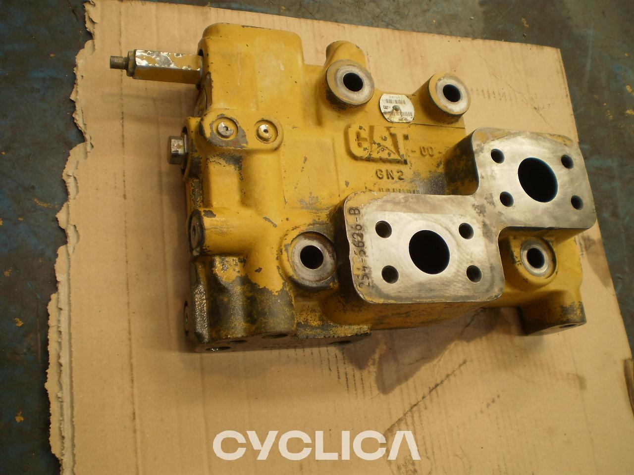 Hidraulički  950H 2719248U - 1