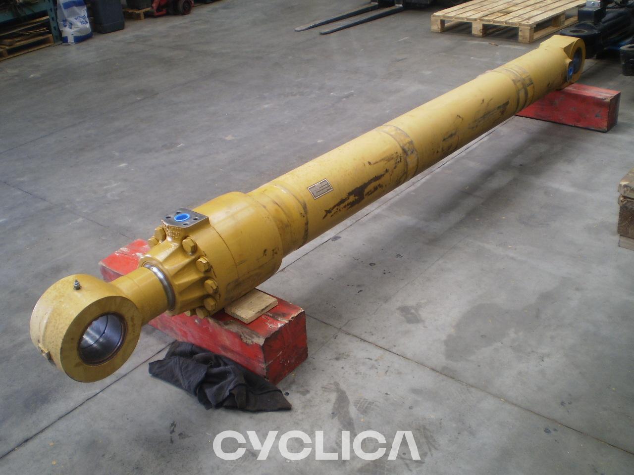 Hidraulički  PIEZAS US 1799794U - 1
