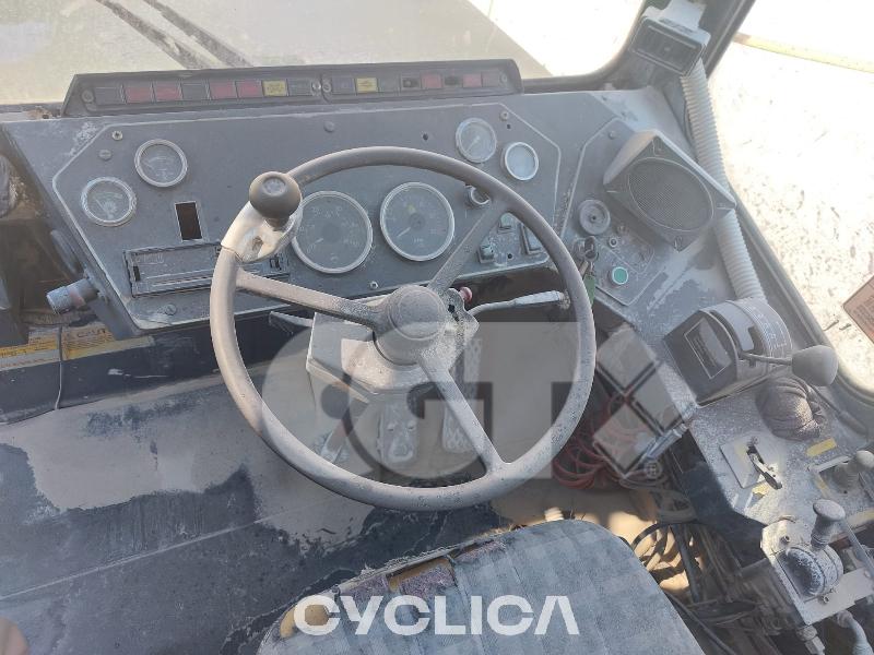 Demperji in zglobni tovornjaki  2766C KA61### - 8