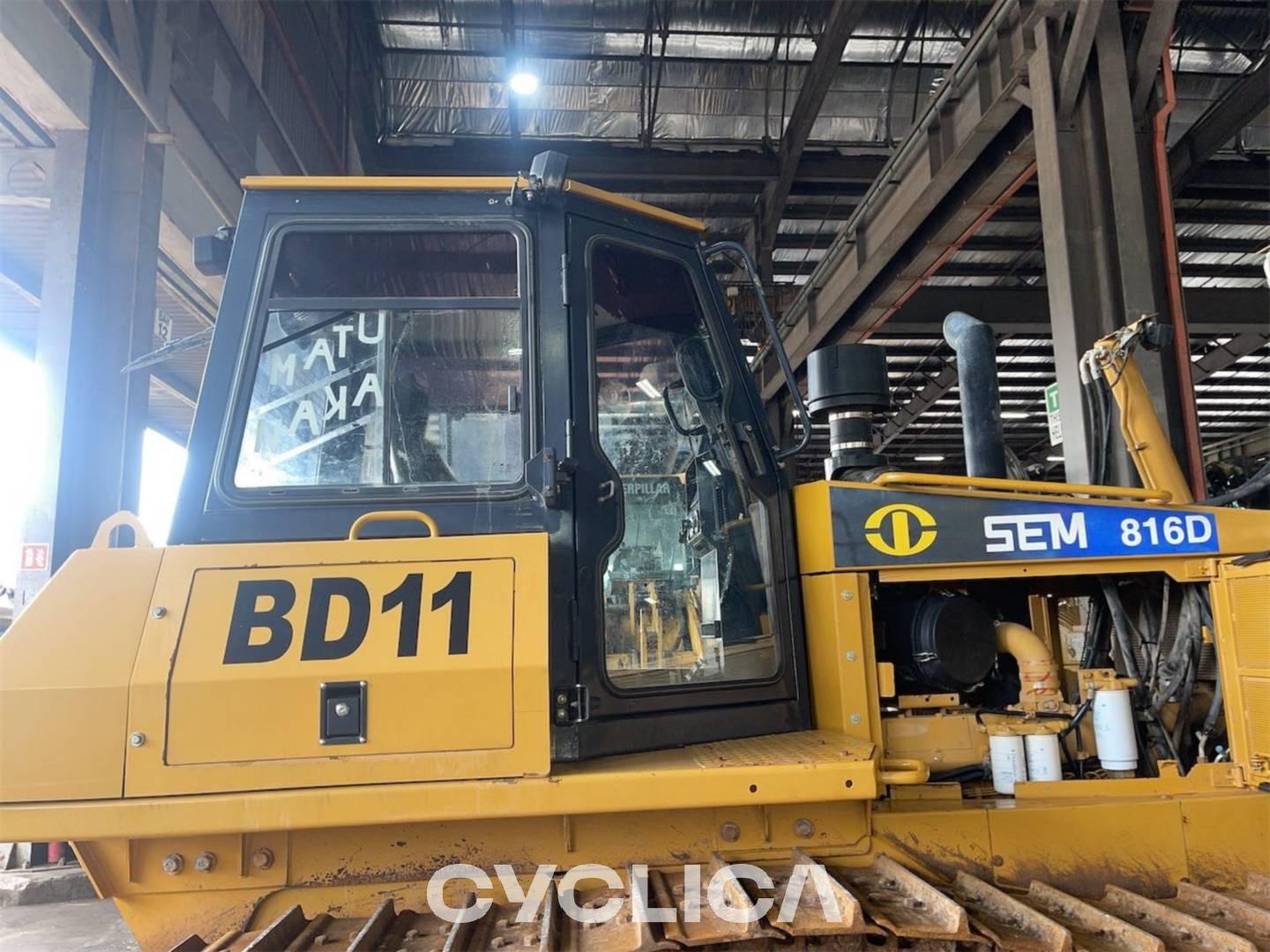 Buldožeri i traktori gusjeničari  SEM816D S8N02456 - 8