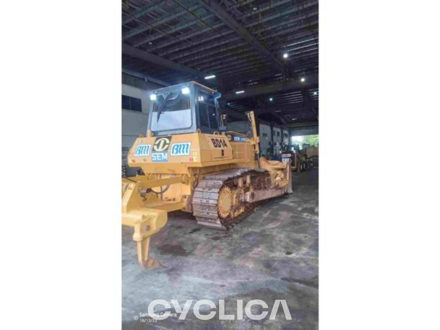 Buldožeri i traktori gusjeničari  SEM816D S8N02709 - 9