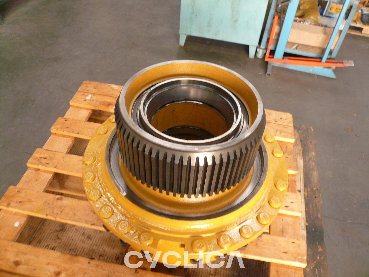 Grupe fuqie  735 2321120U - 2