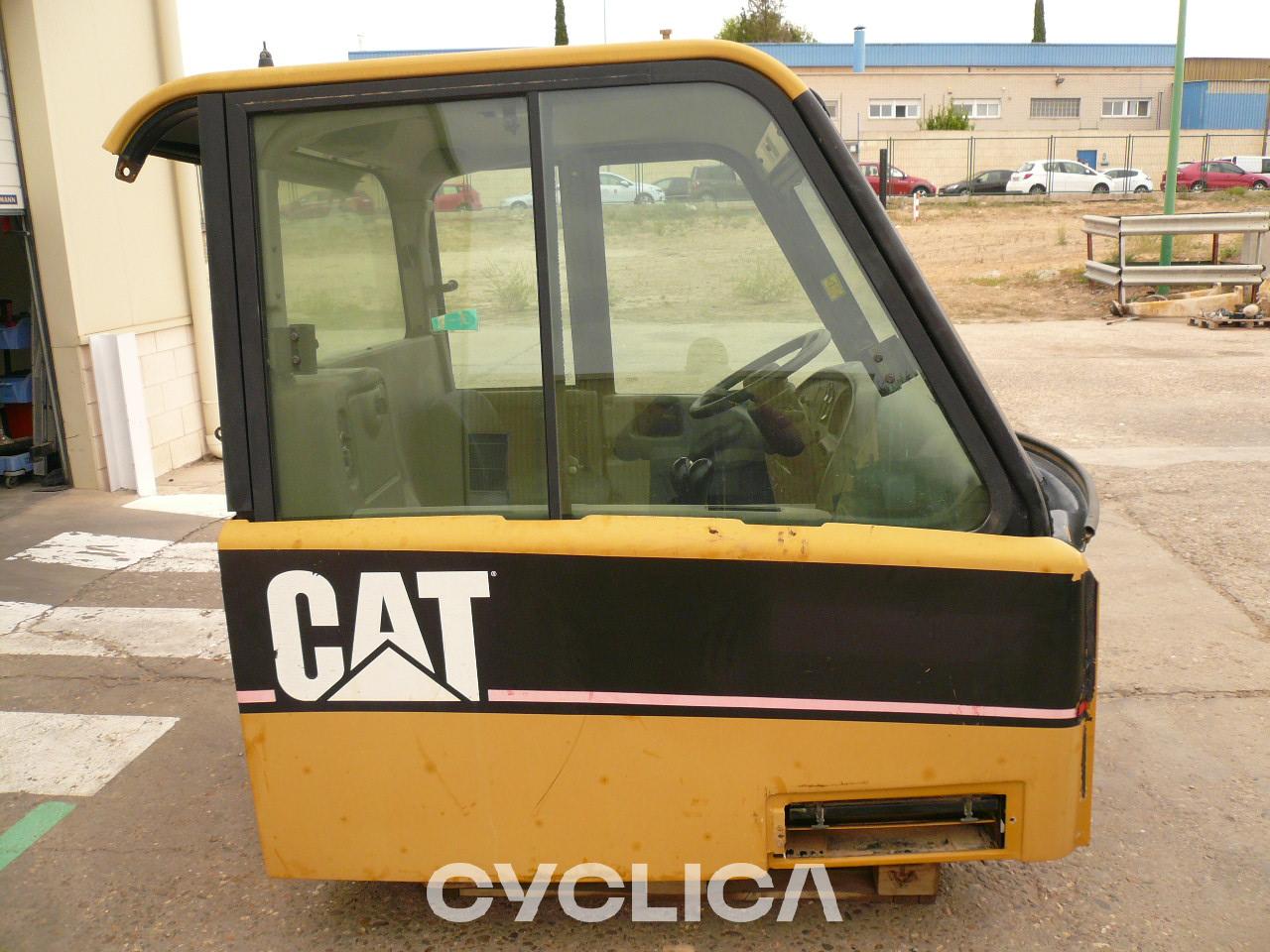 Други сетови  735 1CB735U - 2