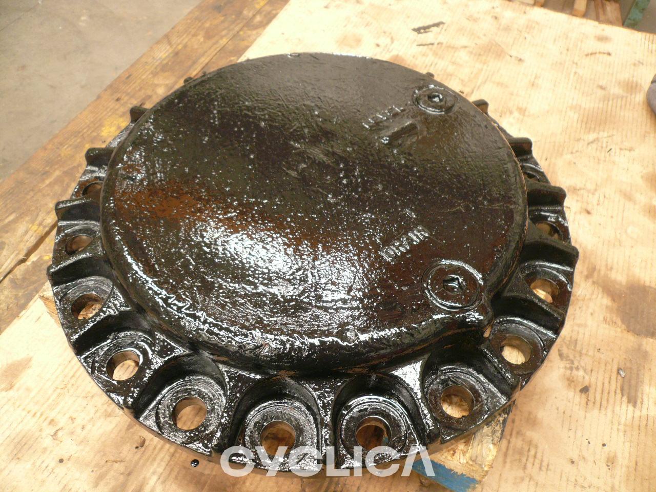 Grupe fuqie  330CLME 1912526U - 1