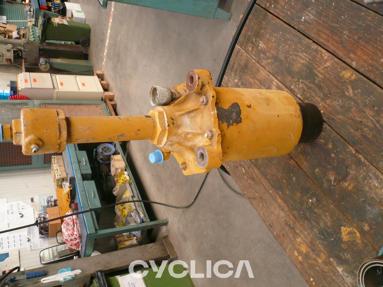 Pogonski sklop  775B 8X6987U - 1