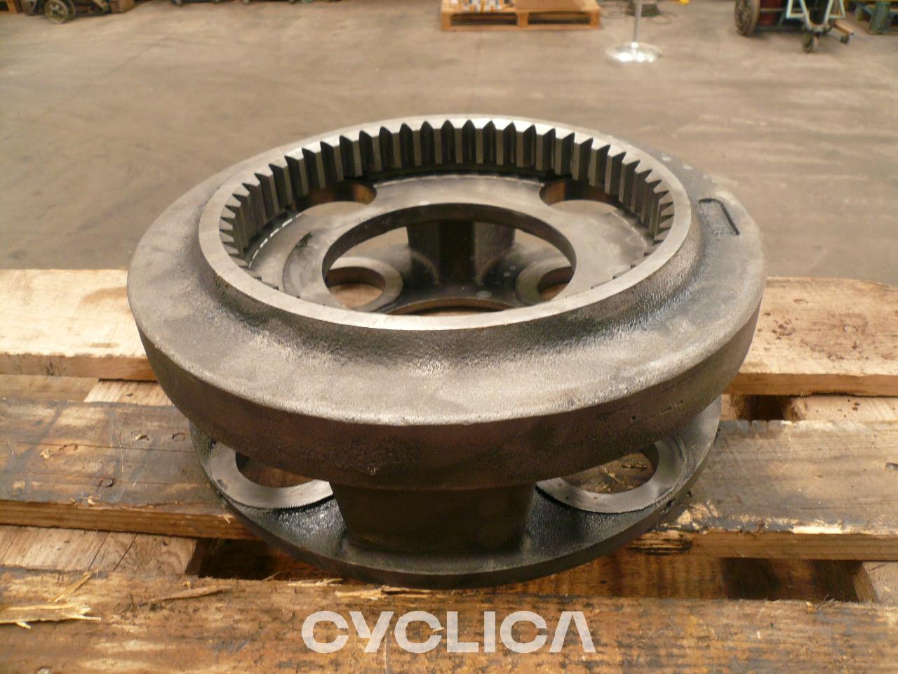 Grupe fuqie  330CLME 1912523U - 2