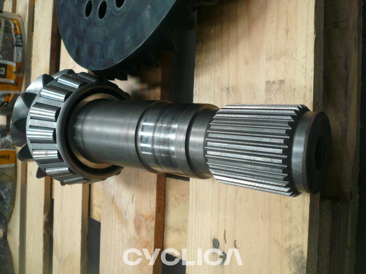 Power train  930K 3479104U - 1