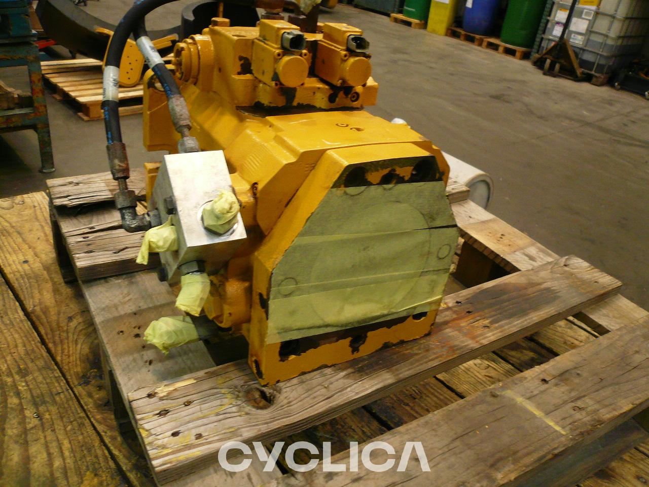 Хидраулика  930K 3073065U - 2