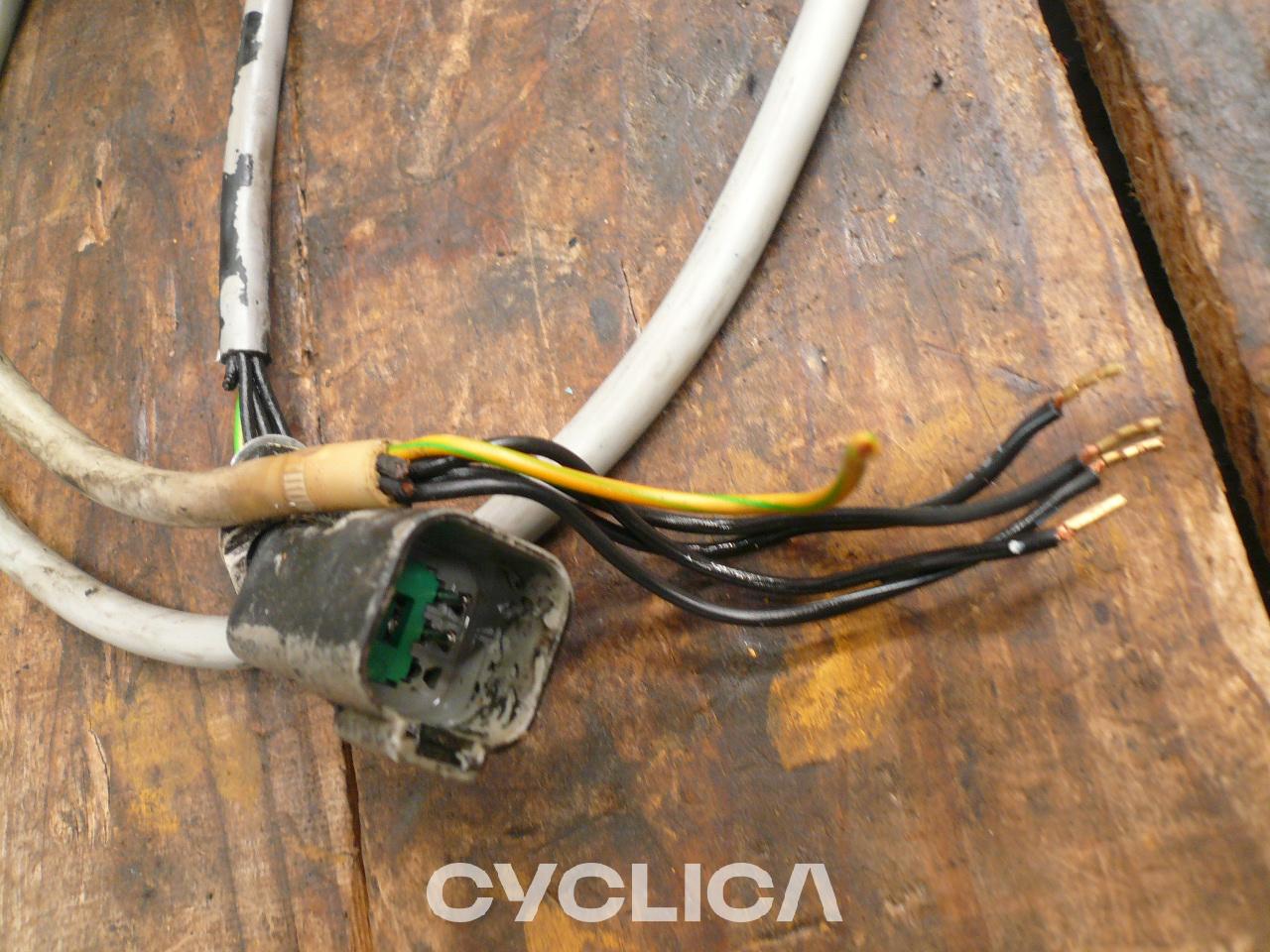 Composants électroniques  M320MH 8U5842U - 2