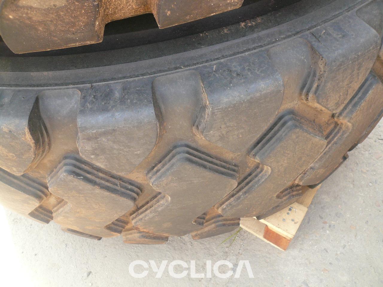 Grupe fuqie  930K 3578878U - 2
