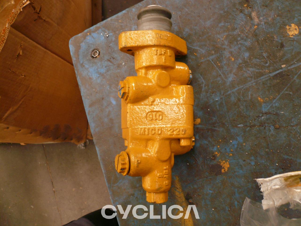 Хидраулика  740 2179037U - 2
